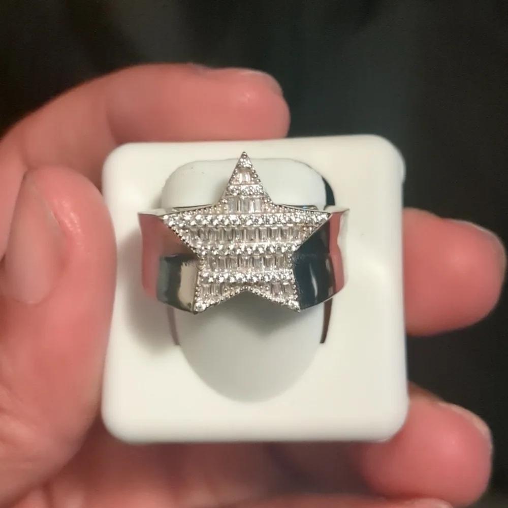 Sterling Silver CZ star Ring size 9